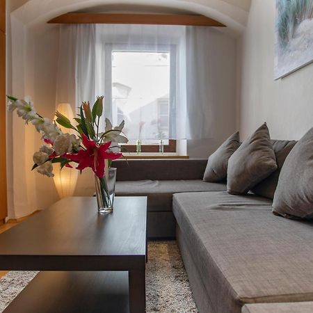 Traditional Old Town Apartment ฮัลล์อินทีโรล ภายนอก รูปภาพ