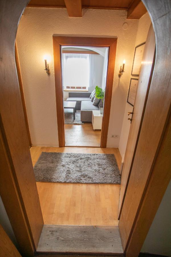 Traditional Old Town Apartment ฮัลล์อินทีโรล ภายนอก รูปภาพ